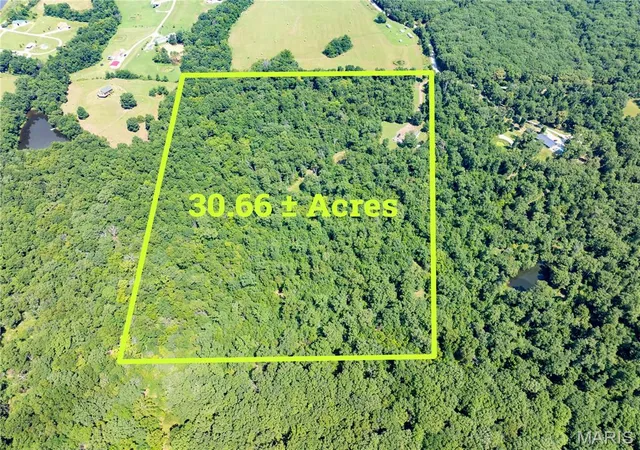 Photo 4 of Sale Pending at 38692 Monroe Road 573, Stoutsville, MO 65283 | MLS# MIS26050371 | Listing updated on 2026-08-25