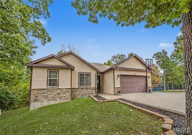 1st image of 20598 Lynwood Rd, Waynesville, MO 65583 | MLS# MIS26050385
