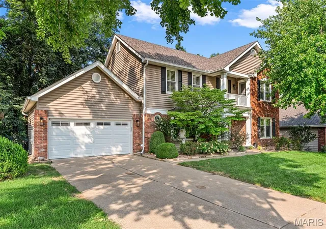 Photo 2 of Single family home for sale at 3471 Brookwood Cir, Saint Charles, MO 63301 | MLS# MIS26050386 | Listing updated on 2026-09-08