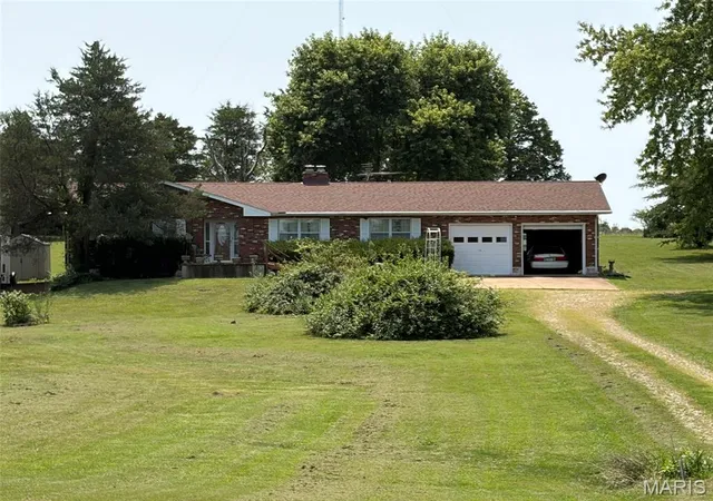 Photo 2 of Single family home for sale at 8560 Saffell Rd, Bonne Terre, MO 63628 | MLS# MIS26050388 | Listing updated on 2026-09-25