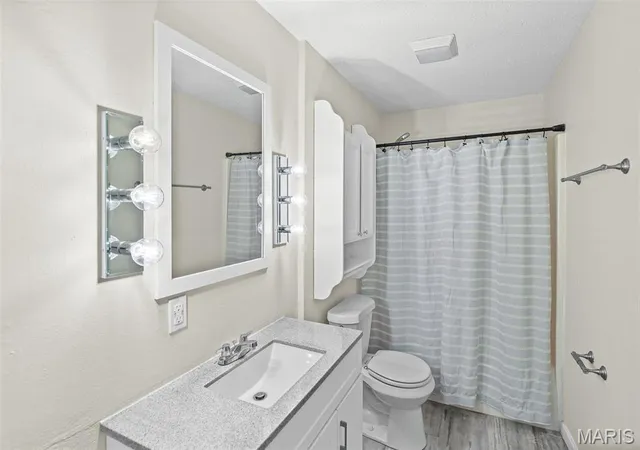 2nd image of 1813 Ramada Blvd, Collinsville, IL 62234