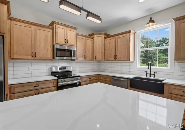 Photo 1 of Single family home for sale at 22835 Patton Ln, Lebanon, MO 65536 | MLS# MIS26050414 | Listing updated on 2026-09-22