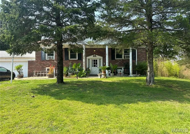Photo 1 of Single family home for sale at 1625 Rue Orleans, Bonne Terre, MO 63628 | MLS# MIS26050417 | Listing updated on 2026-09-28