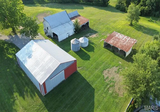 2nd image of 1458 Troy O'fallon Rd, Troy, IL 62294 | MLS# MIS26050420
