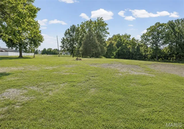 27th image of 1458 Troy O'fallon Rd, Troy, IL 62294 | MLS# MIS26050420