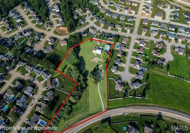 5th image of 1458 Troy O'Fallon Rd, Troy, IL 62294 | MLS# MIS26050420