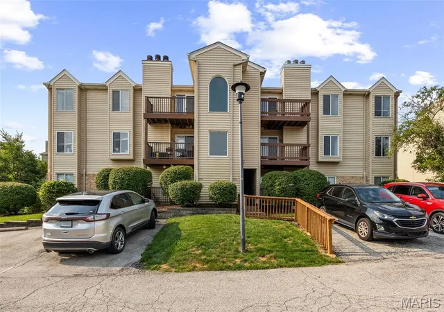 Photo 1 of Condo for sale at 2419 Sandalwood Creek Ct #F, Wildwood, MO 63038 | MLS# MIS26050421 | Listing updated on 2026-09-03