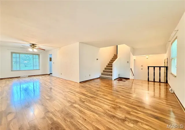 Photo 3 of Single family home for sale at 309 Bill Lou Dr, Collinsville, IL 62234 | MLS# MIS26050424 | Listing updated on 2026-08-24