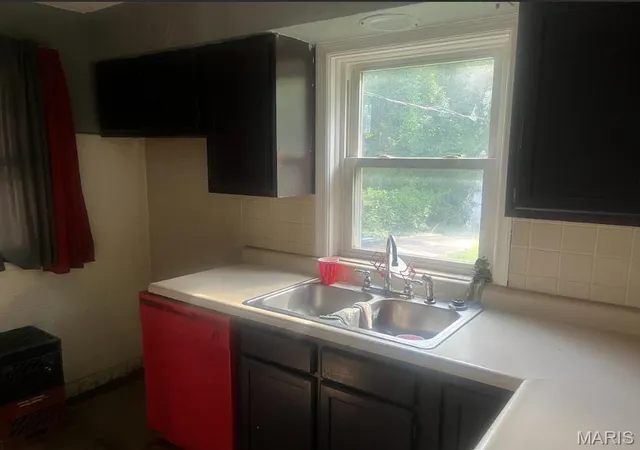 image of 604 East Ave, Saint Louis, MO 63135 | MLS# MIS26050425