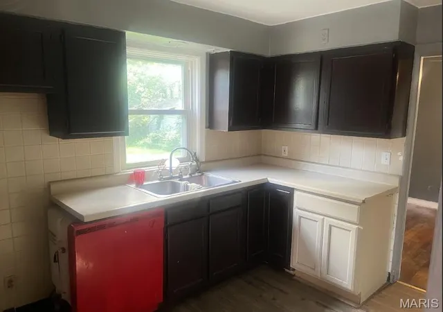 image of 604 East Ave, Saint Louis, MO 63135 | MLS# MIS26050425