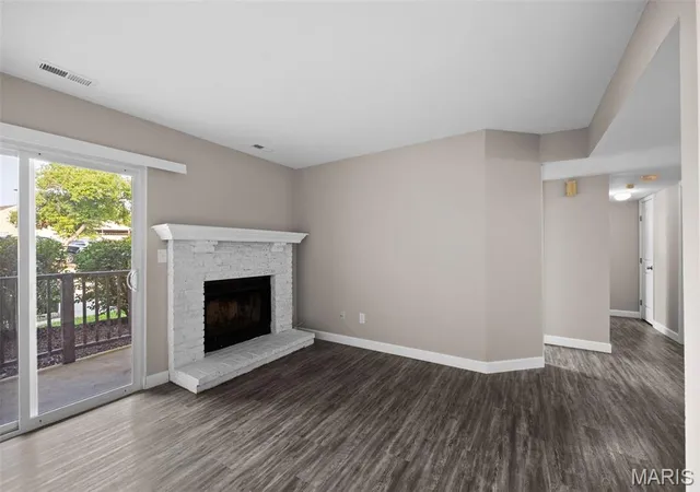 Photo 3 of Sale Pending at 2343 Sandalwood Creek Ct #C, Wildwood, MO 63038 | MLS# MIS26050426 | Listing updated on 2026-08-28