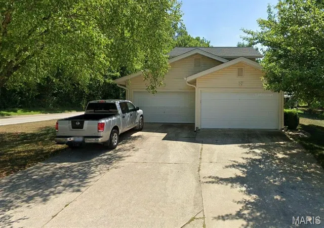 2nd image of 78 Nicole Ct, Lake Saint Louis, MO 63367 | MLS# MIS26050441
