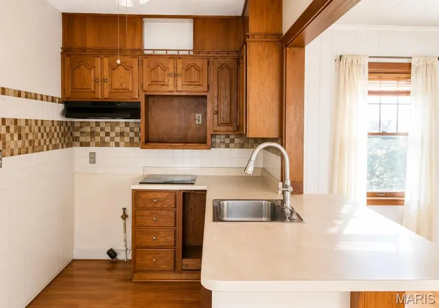 Photo 4 of Single family home for sale at 1208 Brown St, Alton, IL 62002 | MLS# MIS26050443 | Listing updated on 2026-09-07