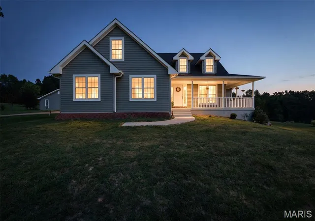 2nd image of 13524 Saddle Creek Rd, De Soto, MO 63020 | MLS# MIS26050447