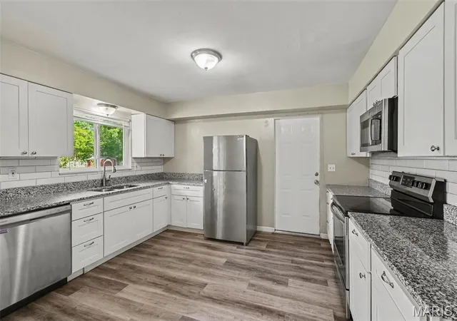 Photo 4 of Single family home for sale at 513 Kent Dr, Wentzville, MO 63385 | MLS# MIS26050450 | Listing updated on 2026-10-05