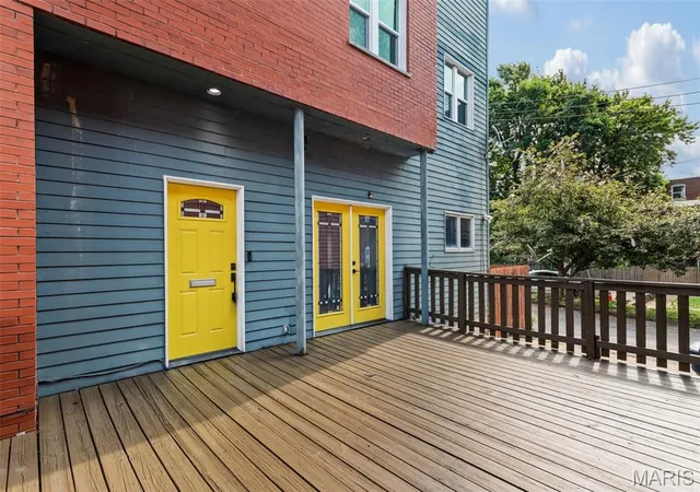 Photo 3 of Single family home for sale at 1720 S 13Th St, Saint Louis, MO 63104 | MLS# MIS26050452 | Listing updated on 2026-10-14