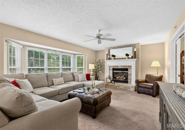 Photo 3 of Sale Pending at 307 Camilla Dr, O Fallon, MO 63366 | MLS# MIS26050460 | Listing updated on 2026-09-10