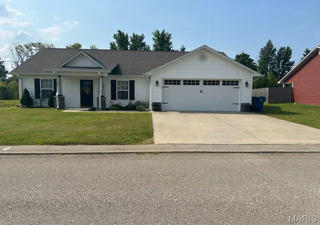1st image of 226 Macintosh Ln, Poplar Bluff, MO 63901 | MLS# MIS26050470