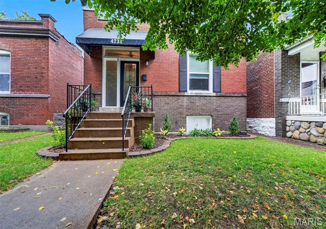 Photo 1 of Sale Pending at 4731 Rosa Ave, Saint Louis, MO 63116 | MLS# MIS26050474 | Listing updated on 2026-08-17