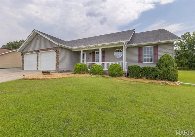 28th image of 211 Century, Poplar Bluff, MO 63901 | MLS# MIS26050475