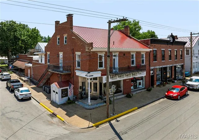 4th image of 302 Market St, Sainte Genevieve, MO 63670 | MLS# MIS26050479