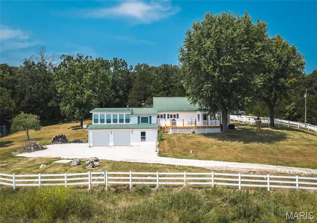Photo 4 of House for sale at 271 Freedom Trail, Belle, MO 65013 | MLS# MIS26050481 | Listing updated on 2026-08-08