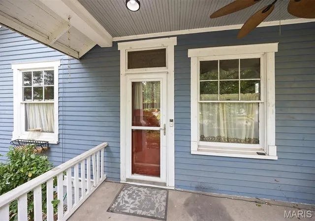 Photo 2 of Sale Pending at 808 Troy Rd, Edwardsville, IL 62025 | MLS# MIS26050499 | Listing updated on 2026-09-03