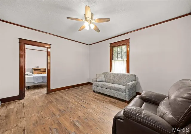 Photo 3 of Sale Pending at 808 Troy Rd, Edwardsville, IL 62025 | MLS# MIS26050499 | Listing updated on 2026-09-03