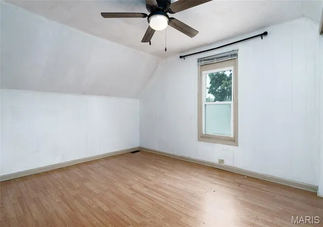 5th image of 2402 E 25Th St, Granite City, IL 62040 | MLS# MIS26050511