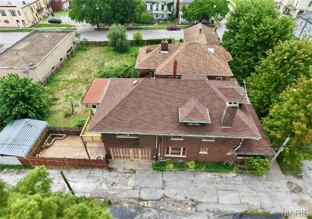 4th image of 615 Center St, Hannibal, MO 63401 | MLS# MIS26050516