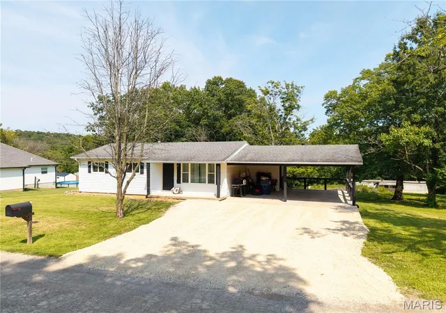 26th image of 710 High St, Marble Hill, MO 63764 | MLS# MIS26050529