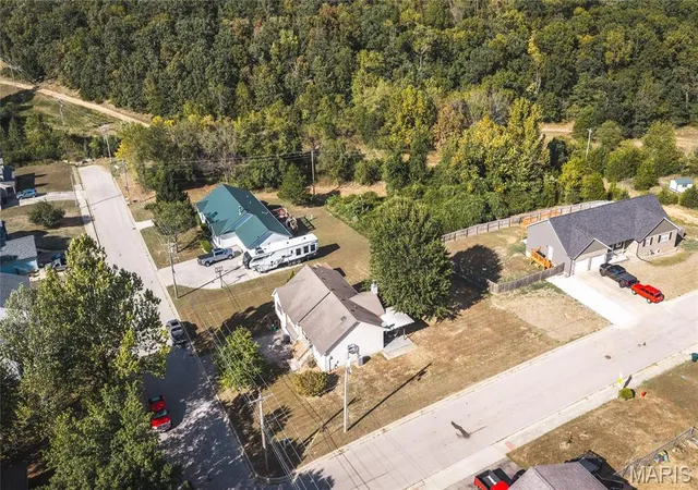 Photo 3 of Single family home for sale at 123 Phoenix Ave, Saint Robert, MO 65584 | MLS# MIS26050552 | Listing updated on 2026-09-23