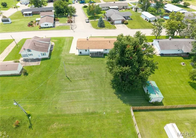41st image of 1009 Old Saint Marys Rd, Perryville, MO 63775 | MLS# MIS26050562