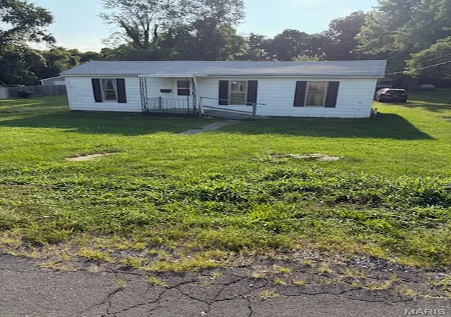 1st image of 141 Lenora St, Cottage Hills, IL 62018 | MLS# MIS26050568