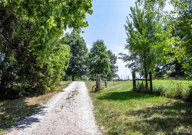 95th image of 160 Hickory Ln, Eolia, MO 63344 | MLS# MIS26050586