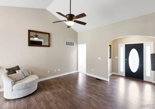 Photo 4 of Single family home for sale at 329 Meadow St, Gerald, MO 63037 | MLS# MIS26050603 | Listing updated on 2026-09-21