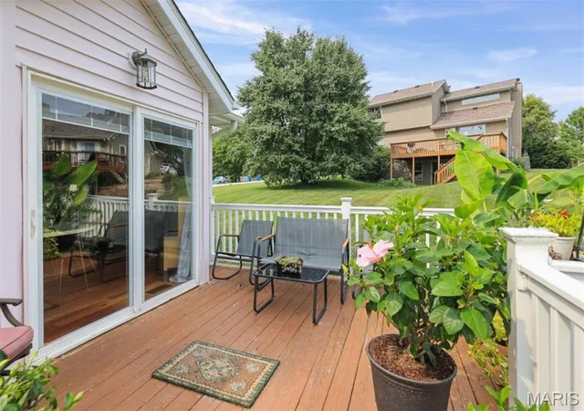 Photo 3 of Single family home for sale at 81 Englewood Dr, Glen Carbon, IL 62034 | MLS# MIS26050619 | Listing updated on 2026-10-07