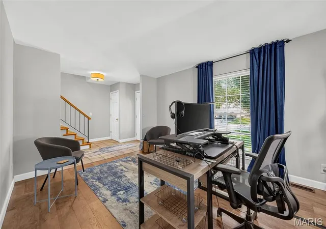 Photo 3 of Sale Pending at 3024 Armona Dr, Saint Louis, MO 63129 | MLS# MIS26050631 | Listing updated on 2026-08-17