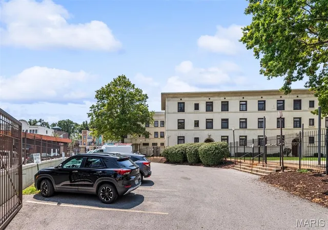 Photo 32 of Condo for sale at 601 Westgate #C, Saint Louis, MO 63130 | MLS# MIS26050641 | Listing updated on 2026-10-07