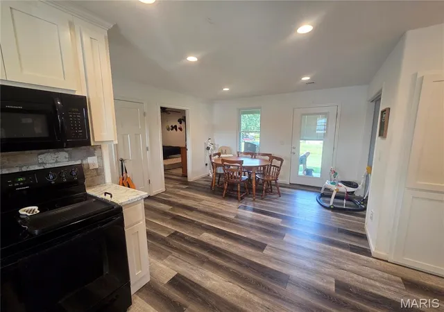 4th image of 1102 Thomasville Rd, Houston, MO 65483 | MLS# MIS26050646