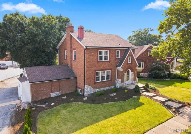 Single family home for sale at 6427 Winona Ave, Saint Louis, MO 63109 | MLS# MIS26050651