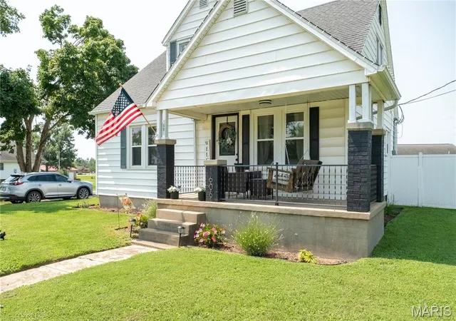 2nd image of 1606 Old Saint Marys Rd, Perryville, MO 63775 | MLS# MIS26050652