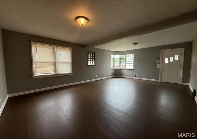 Photo 3 of Single family home for sale at 3010 Kemp Dr, Saint Louis, MO 63121 | MLS# MIS26050658 | Listing updated on 2026-08-07