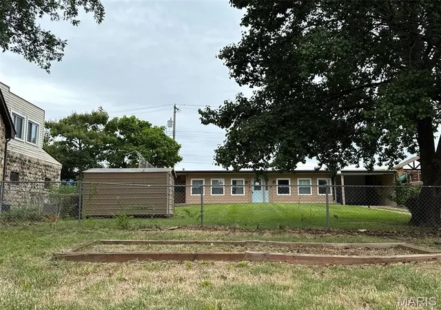 Photo 1 of Sale Pending at 9461 Brenda Ave, Saint Louis, MO 63123 | MLS# MIS26050663 | Listing updated on 2026-09-23