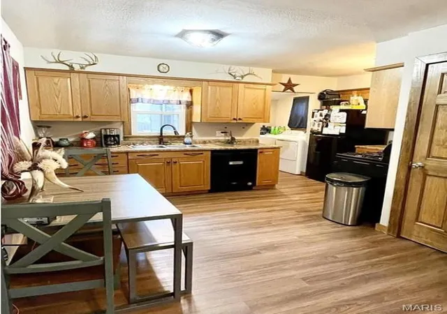 4th image of 1007 E 1St St, Salem, MO 65560 | MLS# MIS26050665