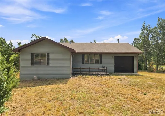 1st image of 13906 Elm Dr, Plato, MO 65552 | MLS# MIS26050670