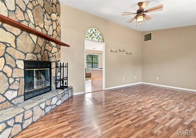 3rd image of 13906 Elm Dr, Plato, MO 65552 | MLS# MIS26050670