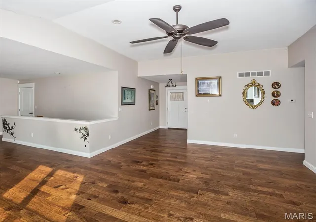 Photo 3 of Single family home for sale at 1873 Appleton Ct, Maryville, IL 62062 | MLS# MIS26050679 | Listing updated on 2026-10-09