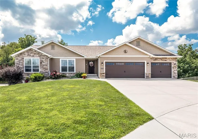 41st image of 1873 Appleton Ct, Maryville, IL 62062 | MLS# MIS26050679