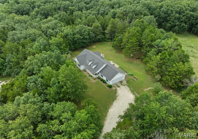 2nd image of 139 Phillip Ln, New Haven, MO 63068 | MLS# MIS26050680